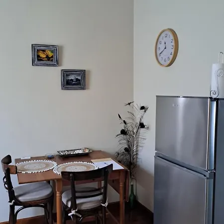 1836 Traditional House