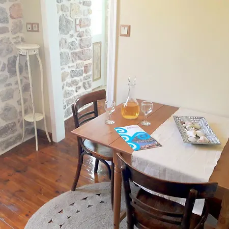 1836 Traditional House *