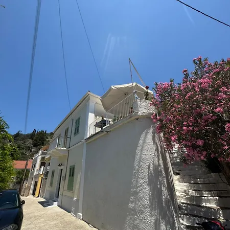 1836 Traditional House *